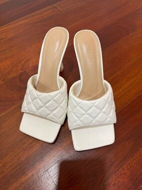Wild Diva White Quilted Square-Toe Slide Heels